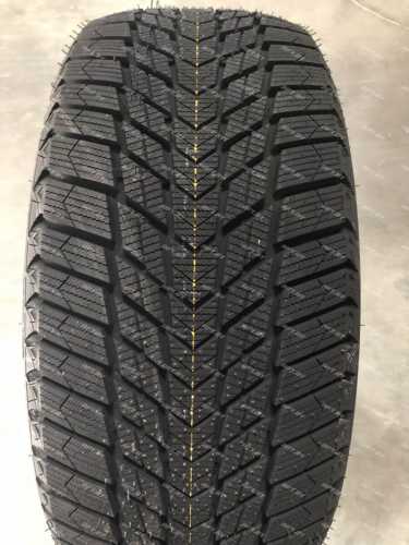 205/50R17 Roadstone Winguard Ice Plus 93 T TL